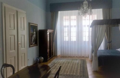 Znojmo Maison | Althanský palác