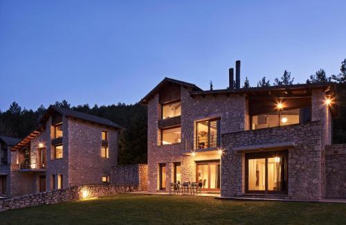 Amfikleia-Elateia Chalet De Ski | Alti Parnassos Residences