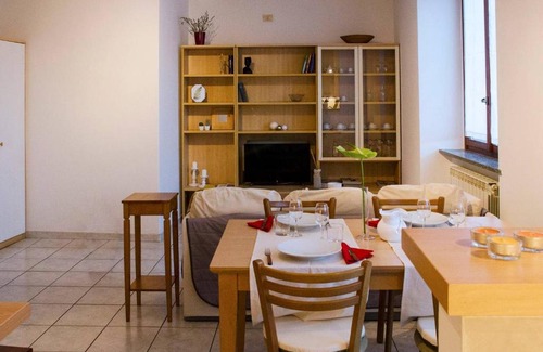 Lomazzo Appartement | ALTIDO Lively 2 bedroom Apt with Parking close to Como