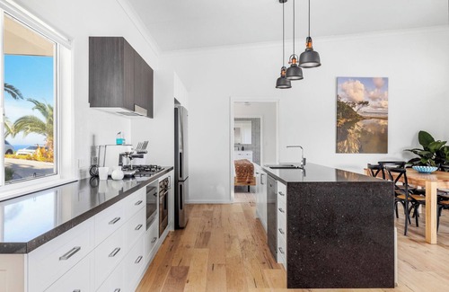 Coffs Harbour Maison | Pet Friendly, Easy Access, Spectacular Views