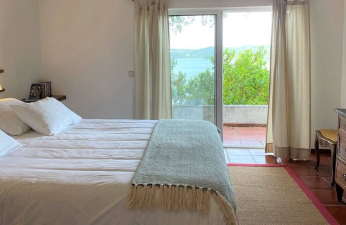 Tomar Villa | Alto do Rio 98 by Lisbonne Collection
