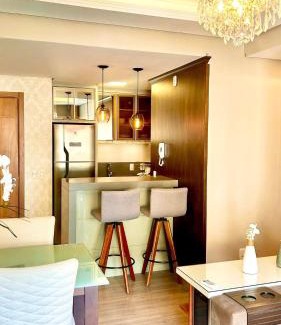 Carniel Appartement | Alto Padrão com lareira, piscina e vista incrível
