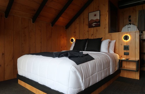 Monterrey Cabine | Alto's Gardens - Romantic cabins