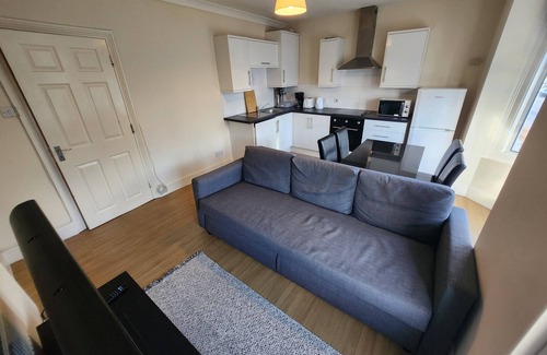 Selhurst Appartement | Alto Serlux London - Croydon: 2-Bed: Sleeps 5–6, Netflix, Family-Friendly