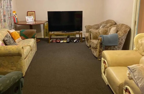 Altona Meadows Maison | ALTONA ROOMS FOR RENT