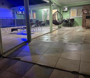 Torres Appartement | Aluguel casa com piscina no centro em Torres/RS