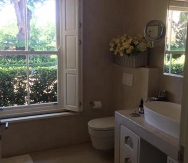 Greyton Maison | Alzare Villa
