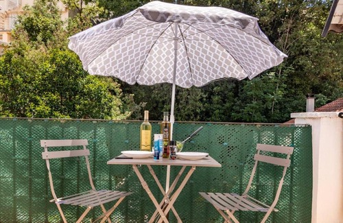 Amelie-les-Bains-Palalda Appartement | Amélie "vintage dream studio" with Sunny Terrace