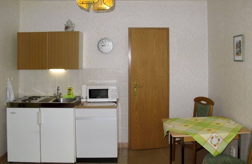 Raben Steinfeld Appartement | Am Park by Interhome