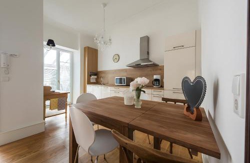Altstadt Appartement | Am Puls der größten Stadt am See
