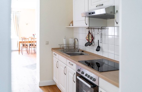 Putnitz Appartement | Sur tourelles - Château Pütnitz - Canoë spéciale de 4 U (05 Sept-18 Juin)