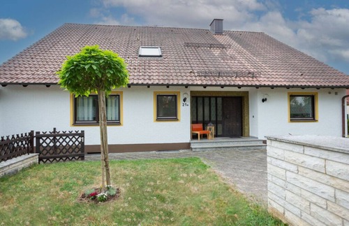 Allersberg Villa | en la presa Retiro moderno