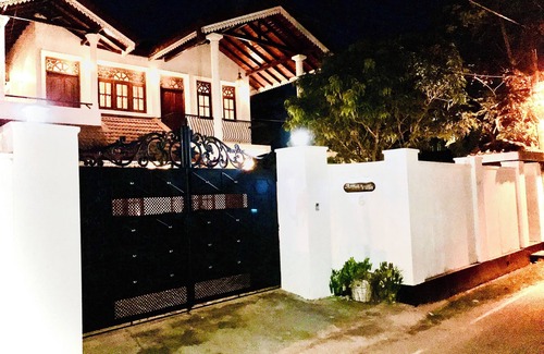 Negombo Villa | AMA VILLA NEGOMBO AVEC JARDIN PRIVÉ