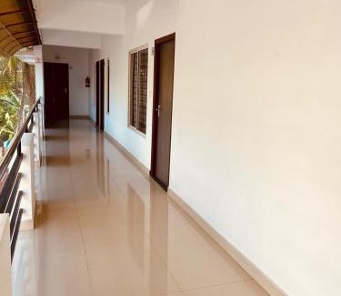 Thiruvananthapuram Cabine | Amalas Lodge