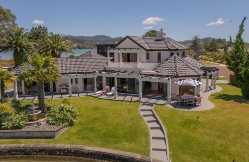 Pauanui Maison | Amalfi - Pauanui Holiday Home