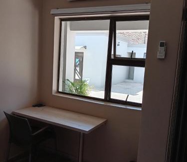 Klerksdorp Maison | AMANI PALMS GUEST HOUSE
