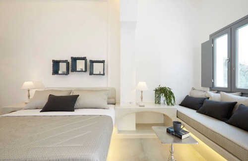 Kamari Maison | Amara Suites Santorini