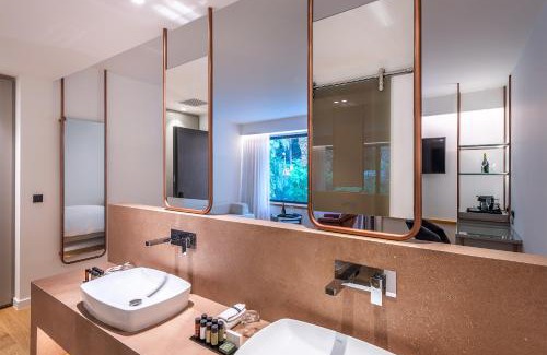 Aigio Hôtel | Amario Suites Hotel