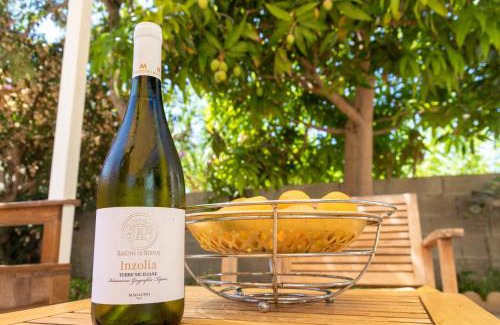 Granelli Maison | Amaris Mango Seafront Villa