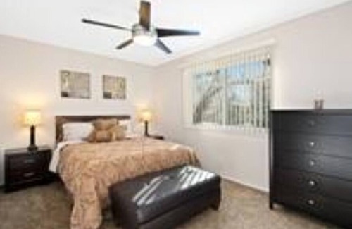 Southeast Maison | Amazing 2-Bed Townhome w/Garage in DTC