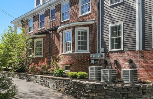 Andover Appartement | Amazing 2 Bedroom 1.5 Bath Andovers Historic Shawsheen Village