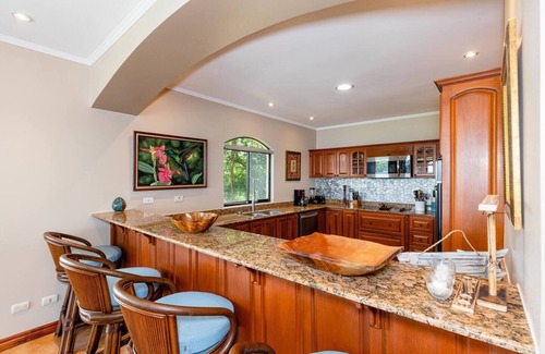 Playa Hermosa Copropriété | Amazing 3BR Condo | Ocean Views & Private Pool