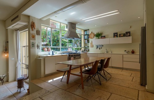 Neve Tzedek Appartement | Amazing 4BR close to BEACH at central NEVE TZEDEK