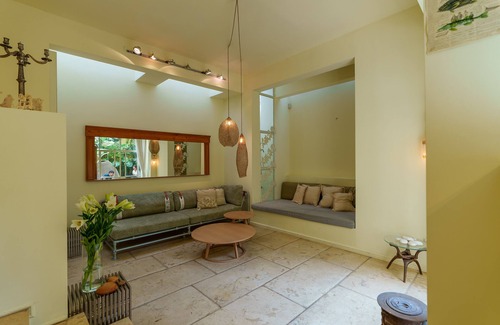 Neve Tzedek Appartement | Amazing 4BR close to BEACH at central NEVE TZEDEK