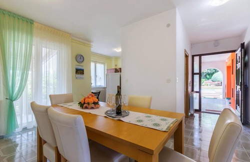 Sumber Appartement | Superbe appartement à Nedescina