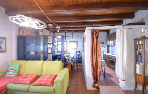 Borghesiana Appartement | Amazing Apartment In Roma With Wifi