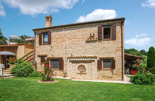 Monte Rinaldo Appartement | Superbe appartement à Monte Rinaldo