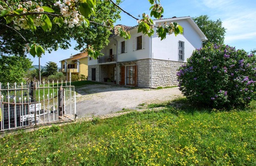 Montefelcino Appartement | Superbe appartement à Montefelcino