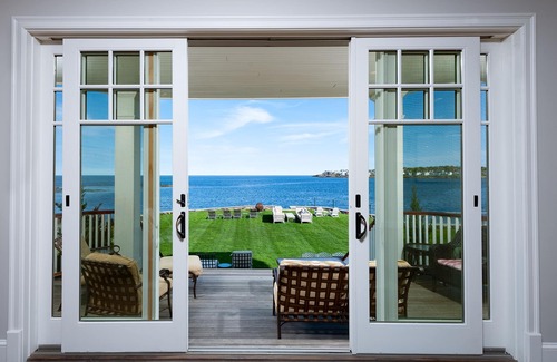 York Beach Maison | SUPERBE MAISON FACE À L'OCEAN AVEC GRANDE VUE SUR L'OCÉAN 6 Chambres 6 Bains