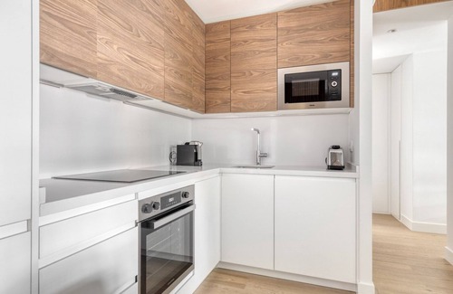Hispanoamerica Appartement | Amazing Chamartín 2BR, near Real Madrid Stadium, by Blueground