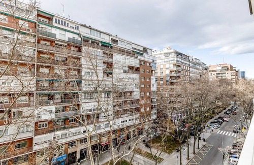 Hispanoamerica Appartement | Amazing Chamartín 2BR, near Real Madrid Stadium, by Blueground