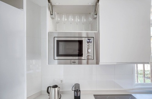 Hispanoamerica Appartement | Amazing Chamartín 3BR, near Real Madrid Stadium, by Blueground