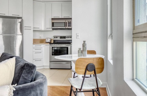 Little Tokyo Appartement | Amazing Downtown 1BR w/ Gym & W/D, next to Broad Museum, by Blueground (LAX 537)