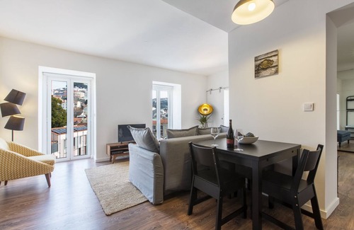 Pena Appartement | Amazing Downtown Apt avec balcon et vue fantastique