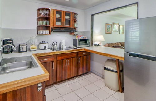 Damas Copropriété | Amazing Escape W/ Lush Gardens, Shared Pool, Expansive Balcony & More!