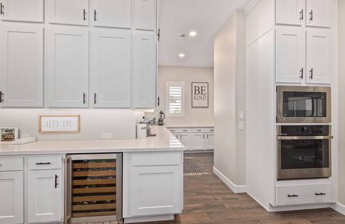 San Tan Valley Maison | AMAZING EXECUTIVE STYLE HOME / MASTERPLAN COMMUNITY /COMMUNITY LAKE/ POOLS