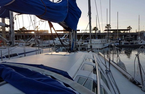 Diagonal Mar i el Front Maritim del Poblenou Location De Bateaux | Amazing flat in classic boat - Barcelona