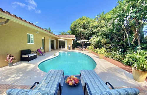 Imperial Point Maison | Amazing Fort Lauderdale 2BD/2BT+Den with Heated Pool, Close to the Beach!