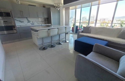 North Hotel Zone Copropriété | Amazing fully renovated condo at Icon Vallarta