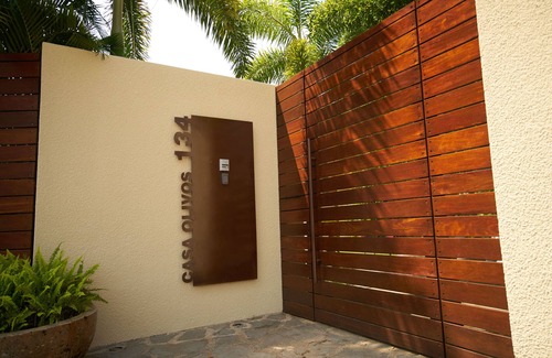 Palmar de Aramara Villa | Près de la maison de plage avec grand jardin et piscine