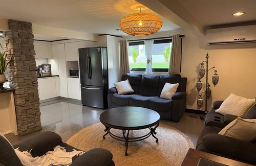 Golfito Maison | Amazing Golfito location-House+Casita-sleeps 16+Top property in Golfito+Luxury