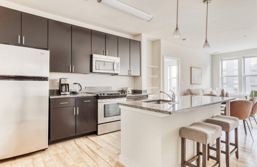 Near Northeast Appartement | Amazing H Street 2BR w/ W/D & Gym, walk to Union Station, by Blueground