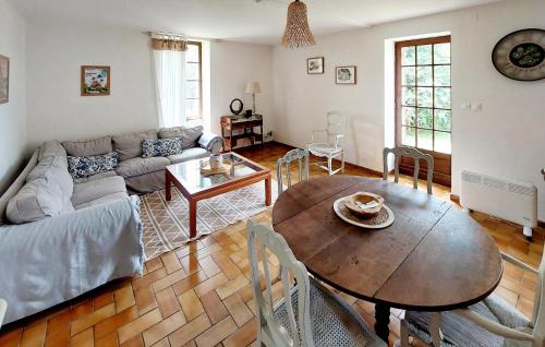 Saint-Privat-des-Pres Maison | Amazing Home In Saint-Privat-Des-Prés