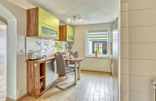 Breesen Maison | Amazing home in Breesen OT Kalübbe