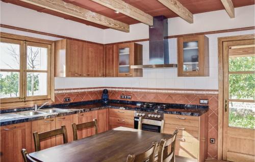 Santa Maria del Cami Maison | Amazing Home In Santa Maria