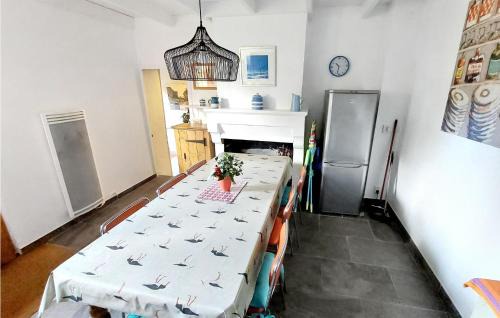 Arcais Maison | Amazing Home In Arcais With Wifi